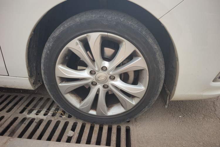 Used GAC Trumpchi GA6 2016 235T Manual Elite Edition Right Front Wheel Hub