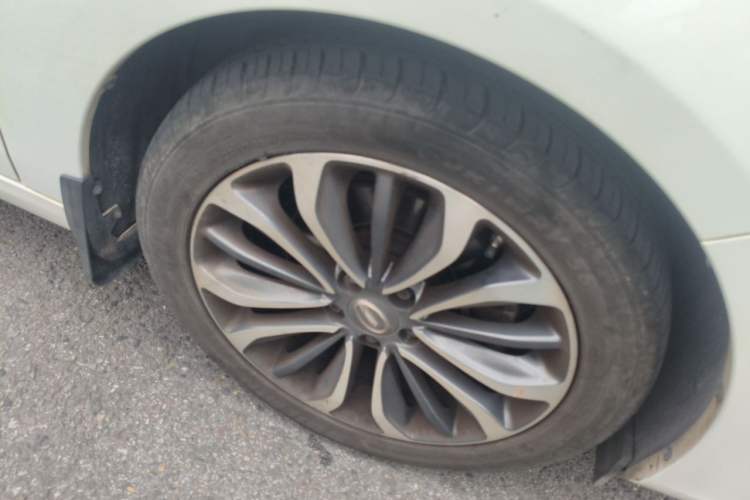 Used GAC Trumpchi GA6 2016 235T DCT Luxury Edition Right Front Wheel Hub
