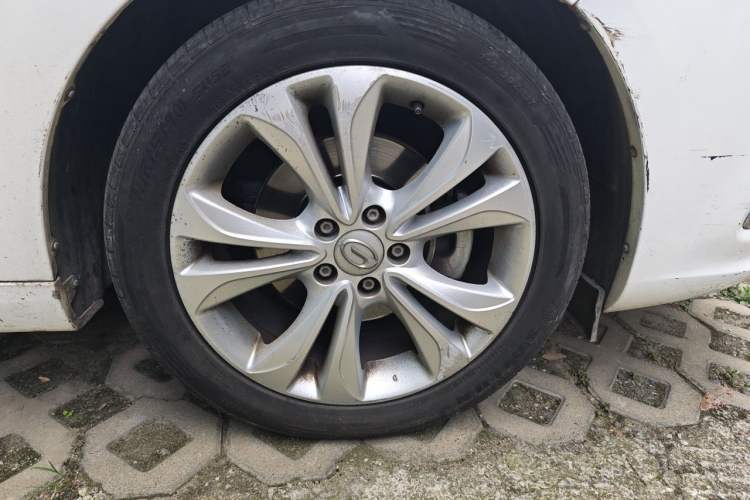 Used GAC Trumpchi GA6 2016 235T DCT Elite Edition Right Front Wheel Hub