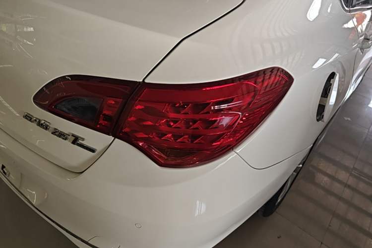 Used GAC Trumpchi GA6 2016 235T DCT Elite Edition Right Rear Taillight
