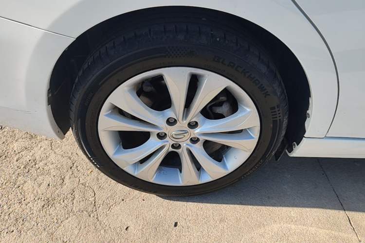 Used GAC Trumpchi GA6 2016 235T DCT Elite Edition Right Rear Wheel Hub