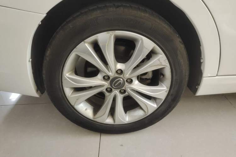 Used GAC Trumpchi GA6 2016 235T DCT Elite Edition Right Rear Wheel Hub