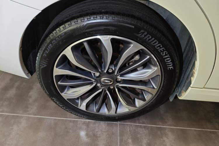 Used GAC Trumpchi GA6 2016 235T DCT Luxury Edition Right Rear Wheel Hub