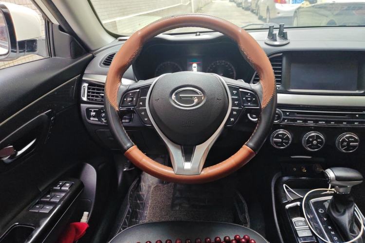Used GAC Trumpchi GA6 2016 235T DCT Luxury Edition Steering Wheel