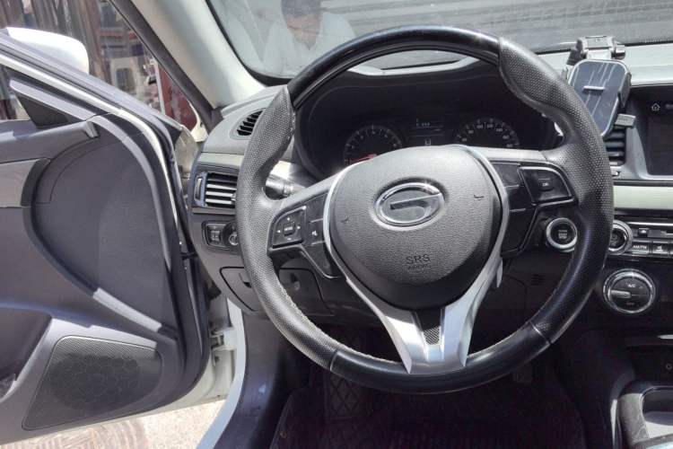 Used GAC Trumpchi GA6 2016 235T DCT Elite Edition Steering Wheel