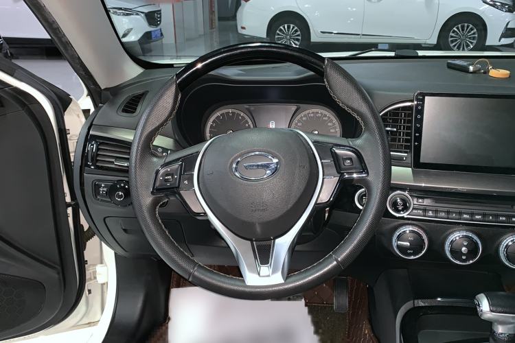 Used GAC Trumpchi GA6 2016 235T DCT Elite Edition Steering Wheel