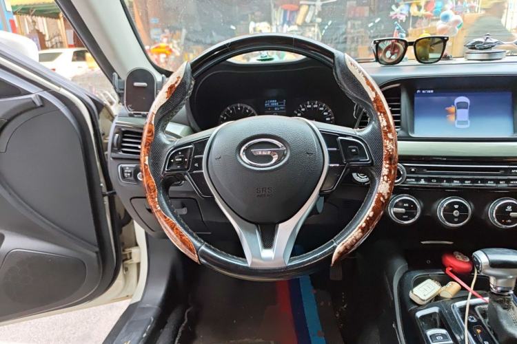 Used GAC Trumpchi GA6 2016 235T DCT Elite Edition Steering Wheel