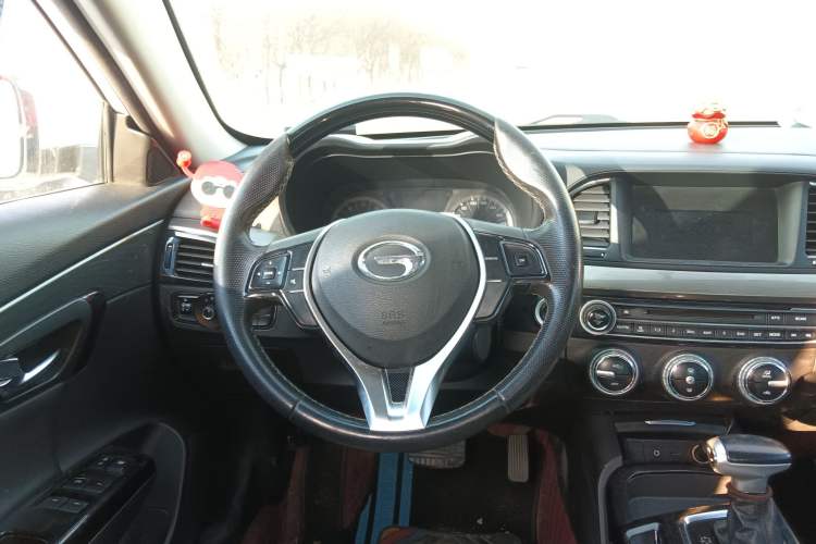 Used GAC Trumpchi GA6 2016 235T DCT Elite Edition Steering Wheel