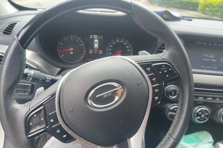 Used GAC Trumpchi GA6 2016 235T DCT Luxury Edition Steering Wheel