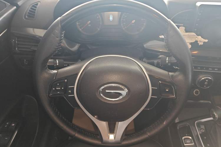 Used GAC Trumpchi GA6 2016 235T DCT Elite Edition Steering Wheel
