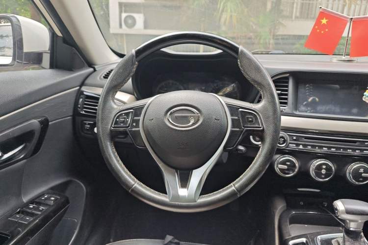 Used GAC Trumpchi GA6 2016 235T DCT Elite Edition Steering Wheel