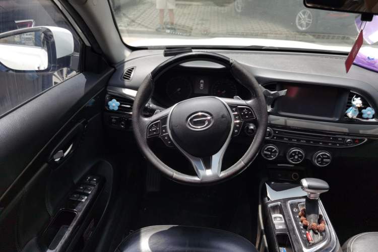 Used GAC Trumpchi GA6 2016 235T DCT Luxury Edition Steering Wheel