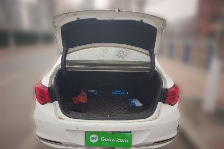 Used GAC Trumpchi GA6 2016 235T Manual Elite Edition Trunk