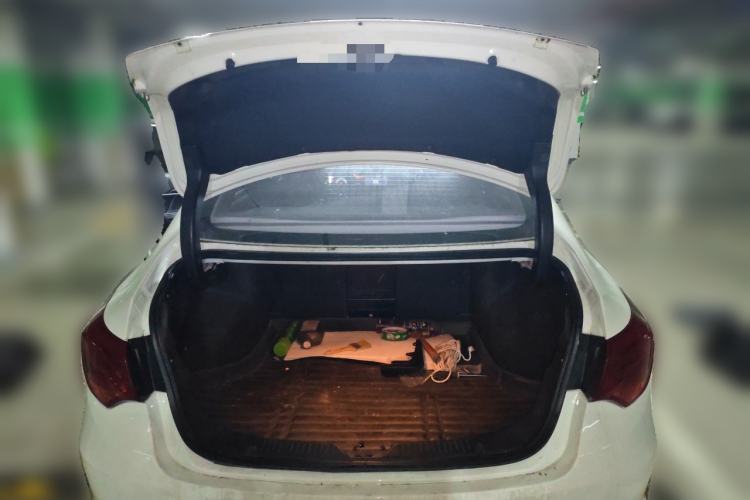 Used GAC Trumpchi GA6 2016 235T DCT Luxury Edition Trunk