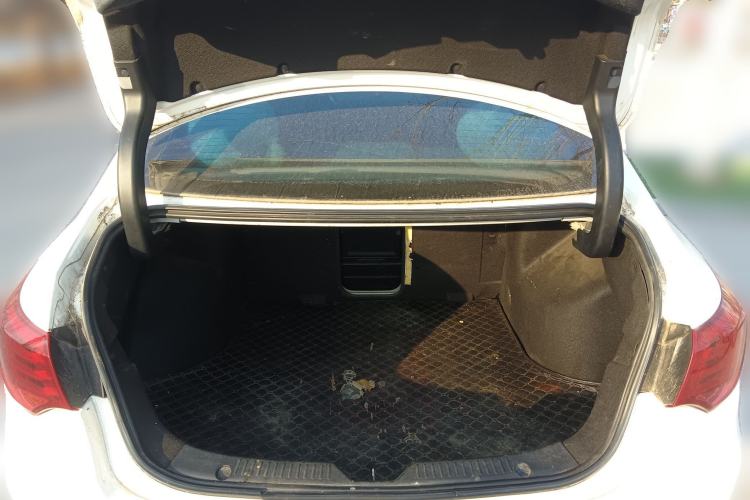 Used GAC Trumpchi GA6 2016 235T DCT Elite Edition Trunk