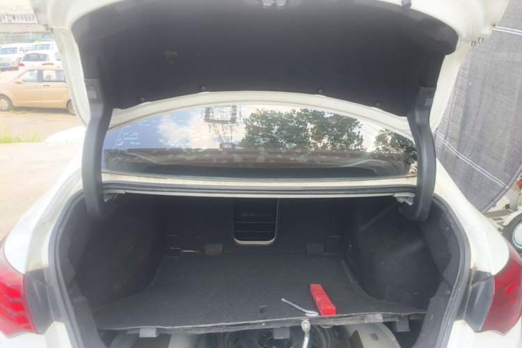 Used GAC Trumpchi GA6 2016 235T DCT Elite Edition Trunk