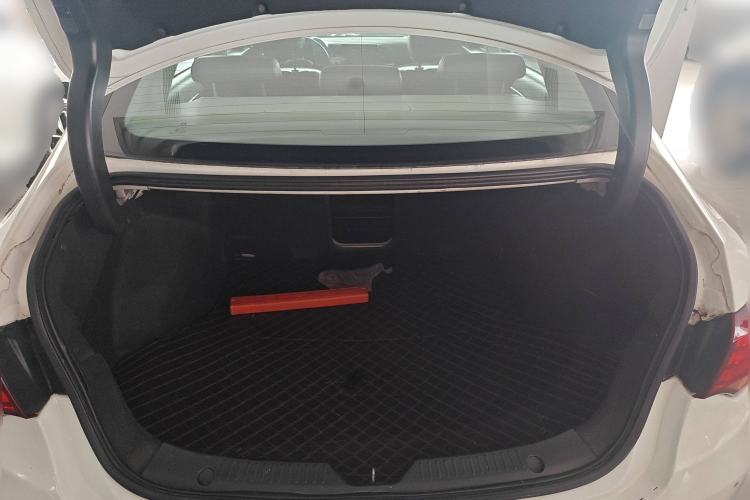 Used GAC Trumpchi GA6 2016 235T DCT Elite Edition Trunk