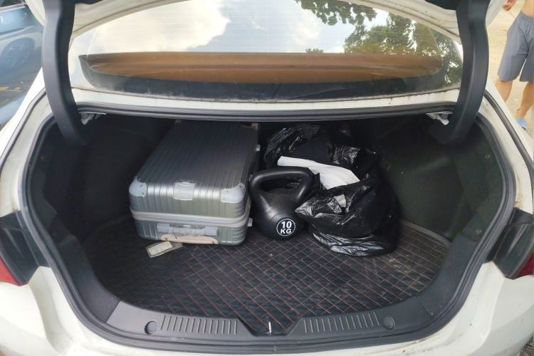 Used GAC Trumpchi GA6 2016 235T DCT Luxury Edition Trunk