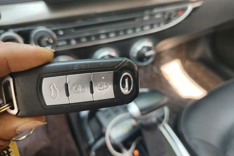 Used GAC Trumpchi GA6 2016 235T DCT Elite Edition Vehicle Key