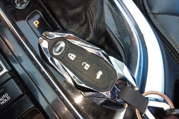 Used GAC Trumpchi GA6 2016 235T DCT Elite Edition Vehicle Key