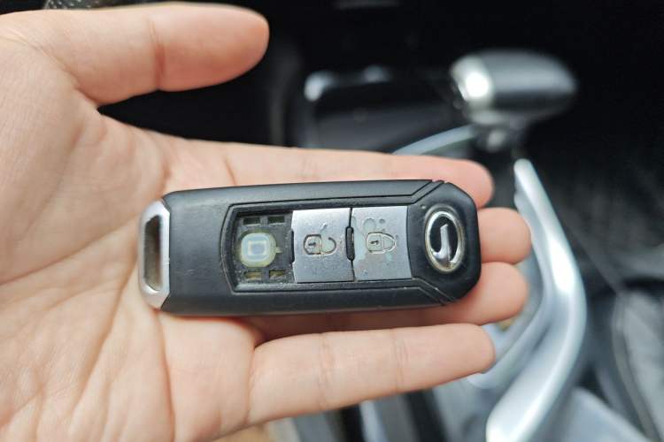 Used GAC Trumpchi GA6 2016 235T DCT Elite Edition Vehicle Key