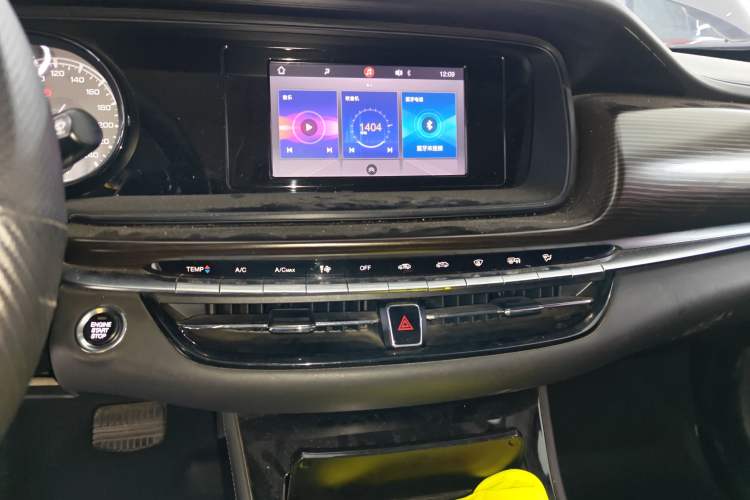 Used GAC Trumpchi GA6 2019 270T Automatic Elite Edition Audio And AC Panel