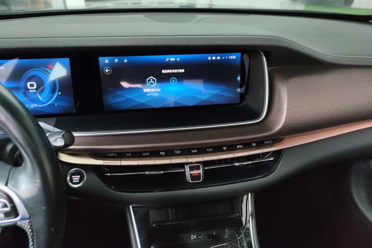 Used GAC Trumpchi GA6 2019 270T Automatic Prestige Edition Audio And AC Panel