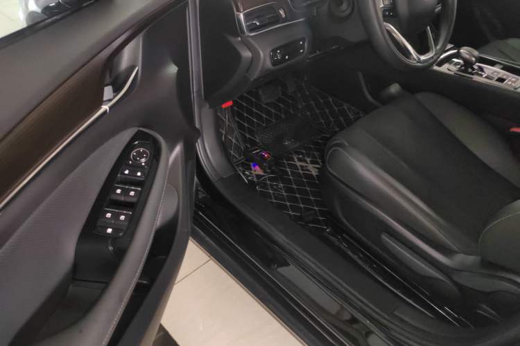 Used GAC Trumpchi GA6 2019 270T Automatic Elite Edition Driver Seat