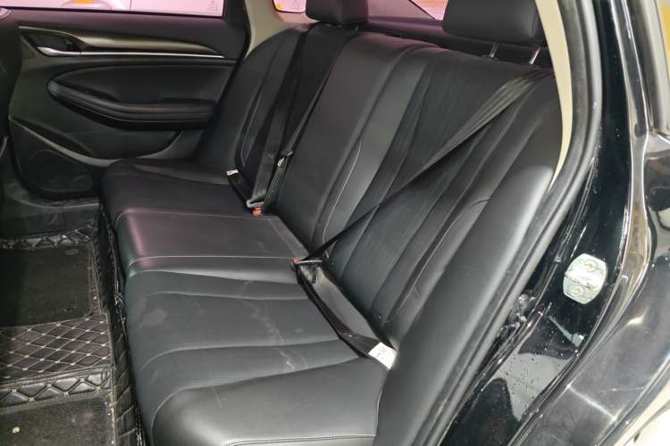 Used GAC Trumpchi GA6 2019 270T Automatic Elite Edition Interior 4