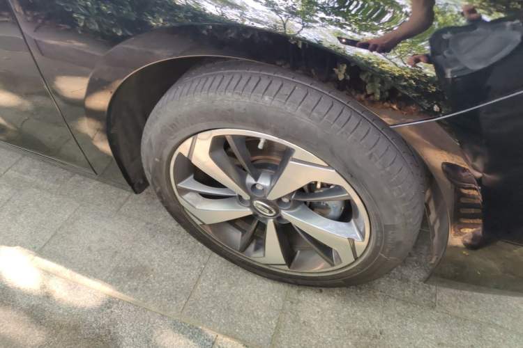 Used GAC Trumpchi GA6 2019 270T Automatic Luxury Edition Right Front Wheel Hub