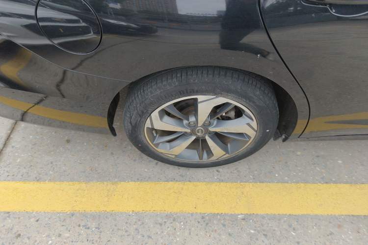 Used GAC Trumpchi GA6 2019 270T Automatic Prestige Edition Right Rear Wheel Hub