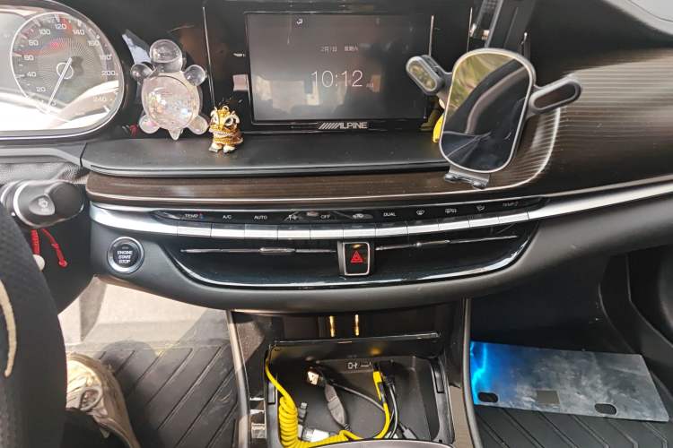 Used GAC Trumpchi GA6 2019 270T Automatic Luxury Edition Audio And AC Panel