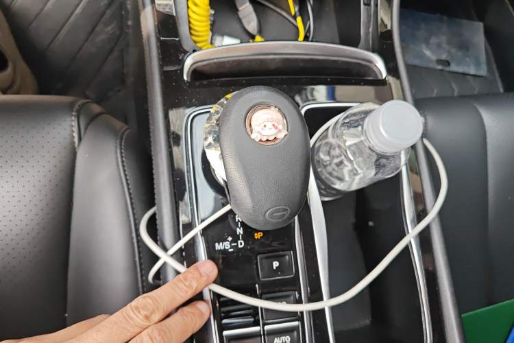 Used GAC Trumpchi GA6 2019 270T Automatic Luxury Edition Gear Lever