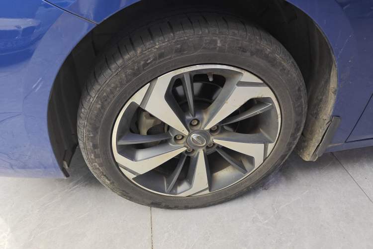 Used GAC Trumpchi GA6 2019 270T Automatic Luxury Edition Left Front Wheel Hub