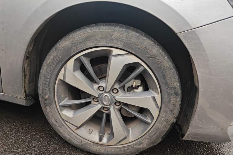 Used GAC Trumpchi GA6 2019 270T Automatic Luxury Edition Right Front Wheel Hub