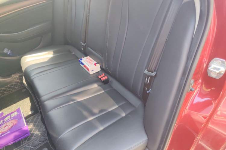 Used GAC Trumpchi GA6 2019 270T Automatic Prestige Edition Interior 4