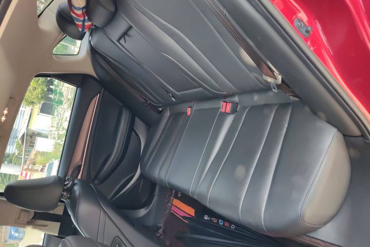 Used GAC Trumpchi GA6 2019 270T Automatic Supreme Edition Interior 4