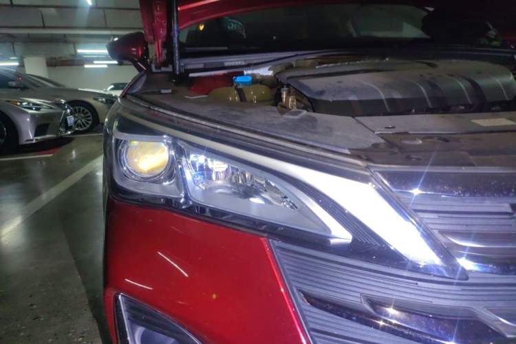 Used GAC Trumpchi GA6 2019 270T Automatic Elite Edition Right Front Headlight