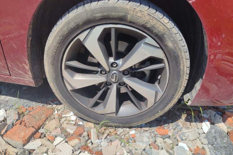 Used GAC Trumpchi GA6 2019 270T Automatic Prestige Edition Right Front Wheel Hub