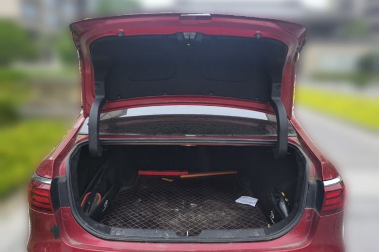 Used GAC Trumpchi GA6 2019 270T Automatic Elite Edition Trunk