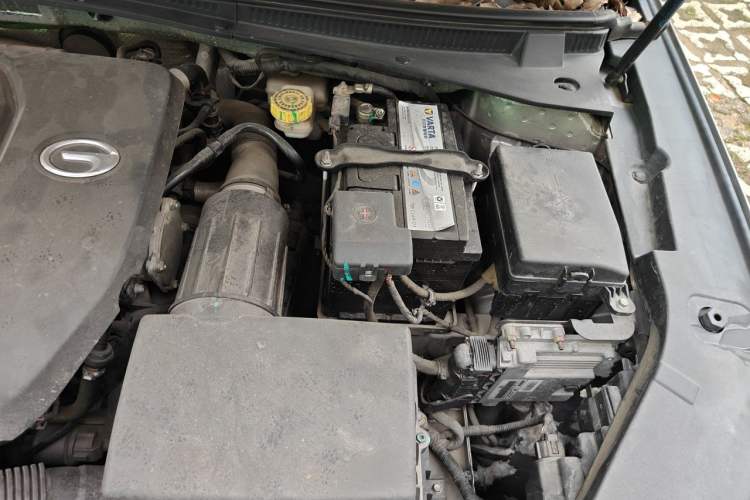 Used GAC Trumpchi GA6 2019 270T Automatic Luxury Edition Engine Bay Left