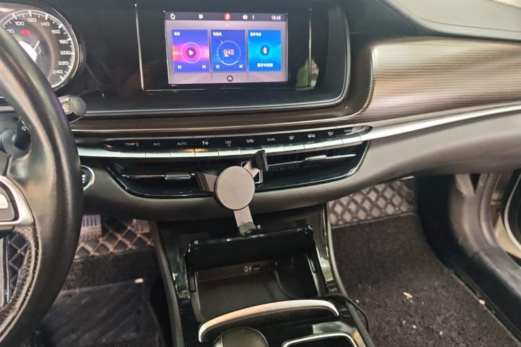 Used GAC Trumpchi GA6 2019 270T Automatic Luxury Edition Audio And AC Panel