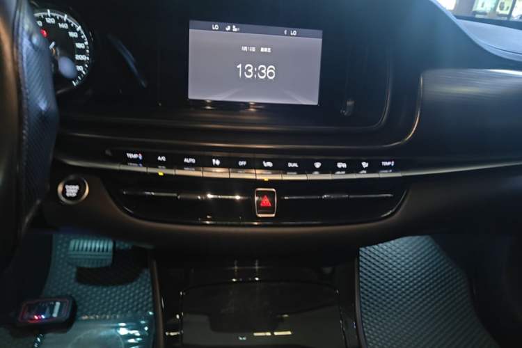 Used GAC Trumpchi GA6 2019 270T Automatic Luxury Edition Audio And AC Panel