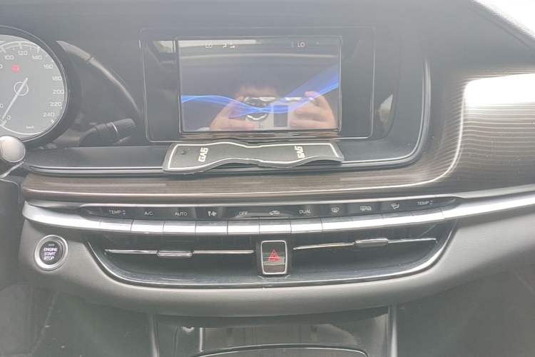 Used GAC Trumpchi GA6 2019 270T Automatic Luxury Edition Audio And AC Panel