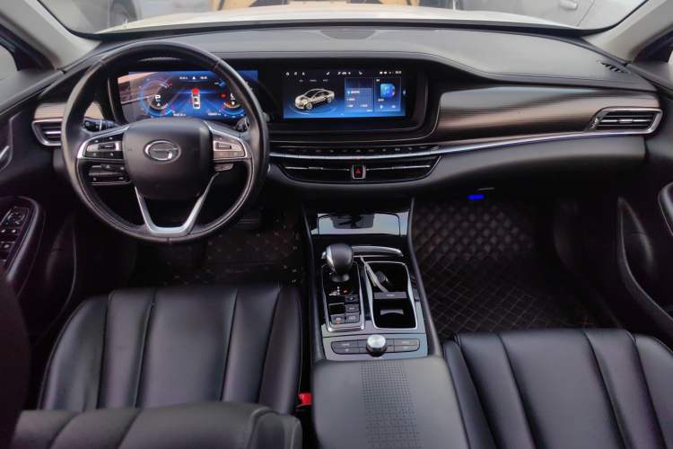 Used GAC Trumpchi GA6 2019 270T Automatic Luxury Edition Center Console