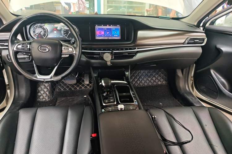 Used GAC Trumpchi GA6 2019 270T Automatic Luxury Edition Center Console