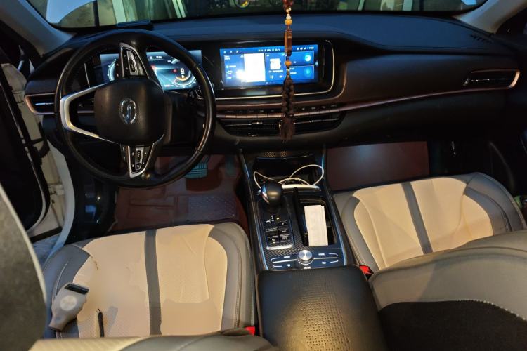 Used GAC Trumpchi GA6 2019 270T Automatic Prestige Edition Center Console