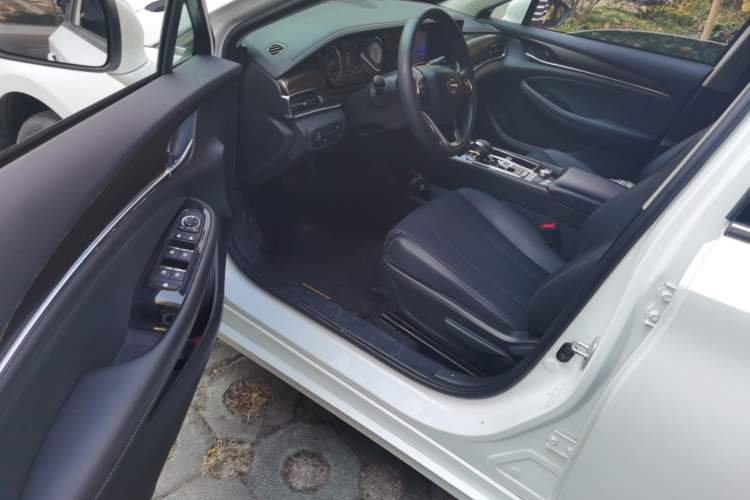 Used GAC Trumpchi GA6 2019 270T Automatic Elite Edition Driver Seat