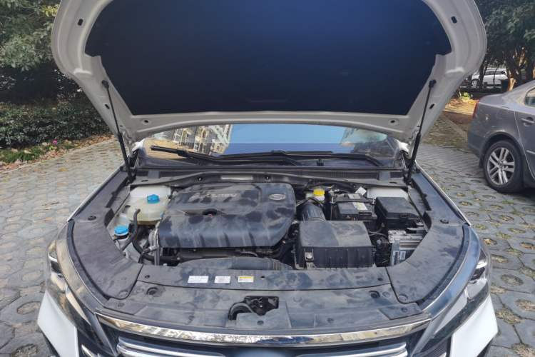 Used GAC Trumpchi GA6 2019 270T Automatic Elite Edition Engine Bay