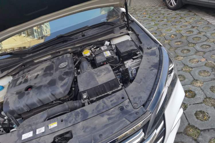 Used GAC Trumpchi GA6 2019 270T Automatic Elite Edition Engine Bay Left